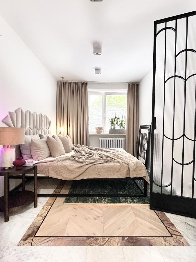 Design+LUXUS Apartment im Zentrum! +Netflix Warschau Exterior foto