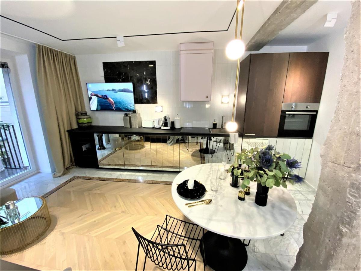 Design+LUXUS Apartment im Zentrum! +Netflix Warschau Exterior foto